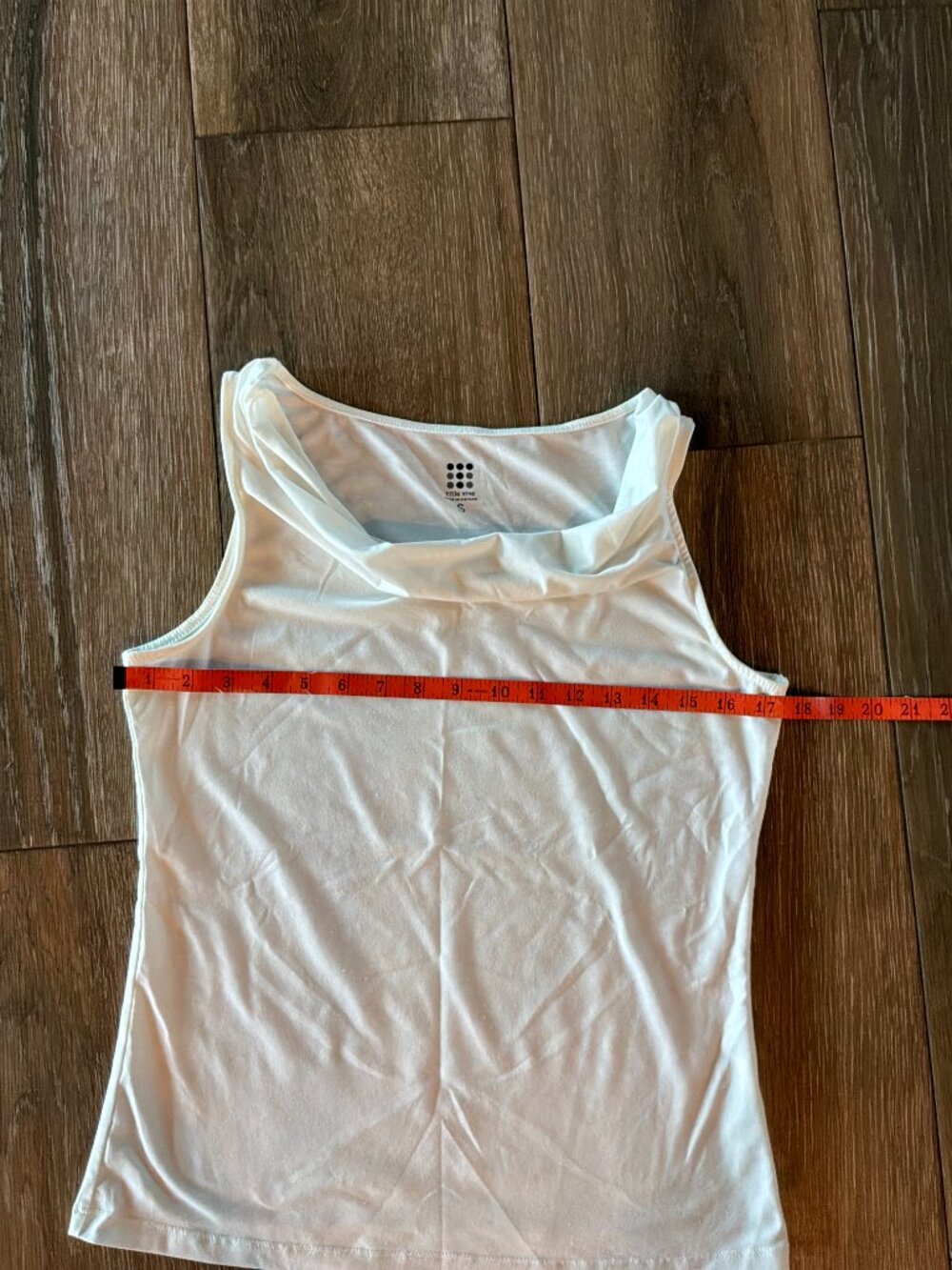 Title Nine women's Cowl Breeze Sleeveless tank in ivory size small - Picture 2 of 5